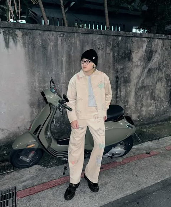 想回到過去，試著讓故事繼續