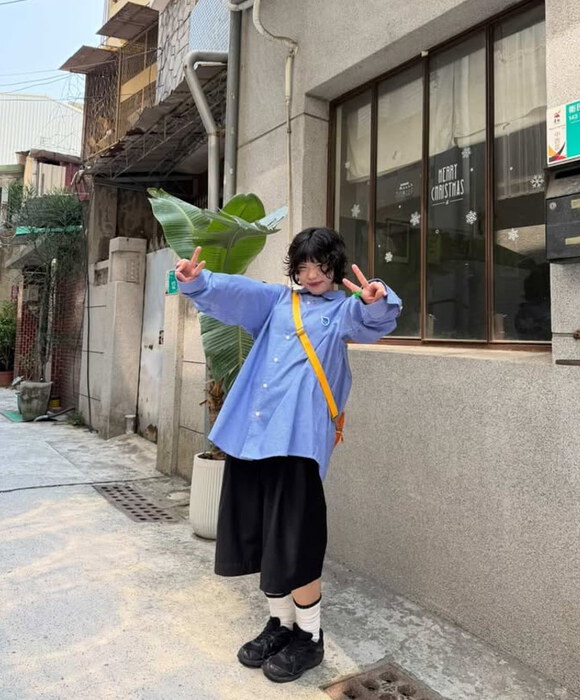 藍格紋襯衫、剛剛好的學生感