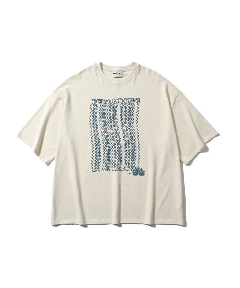 落肩圖像Tee Slinky Graphic Half Tee