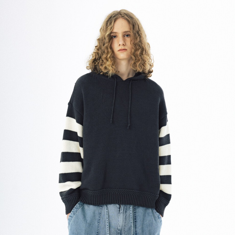 針織連帽上衣 Striped Knit Hoodie