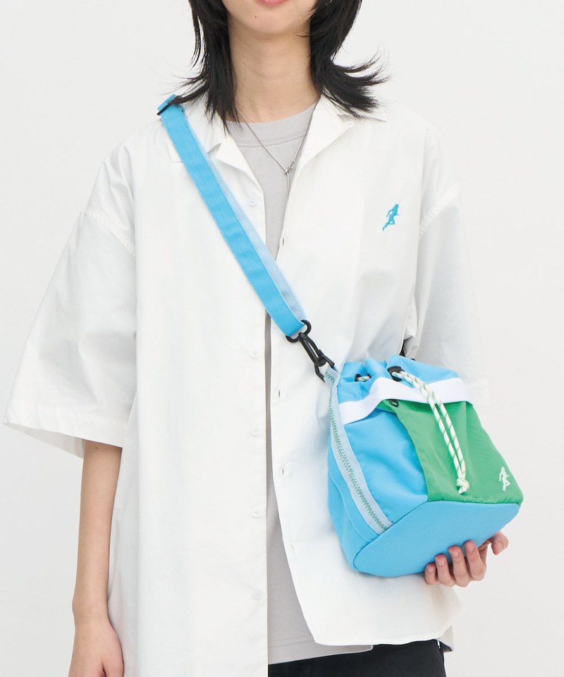 舒跑聯名極簡女神水桶包
