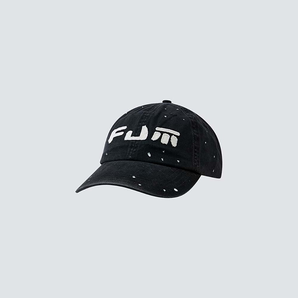 日字布繡FUM鴨舌帽