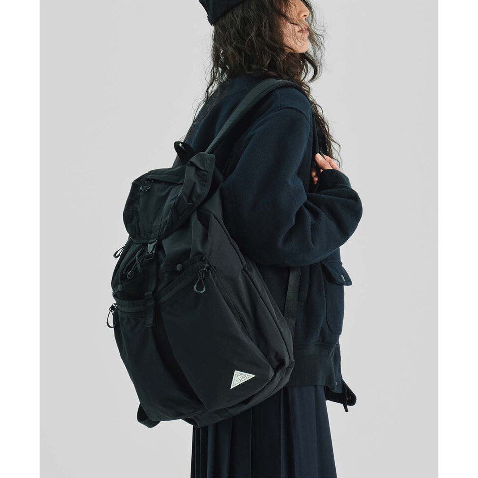 多口袋後背包 Focus Rucksack
