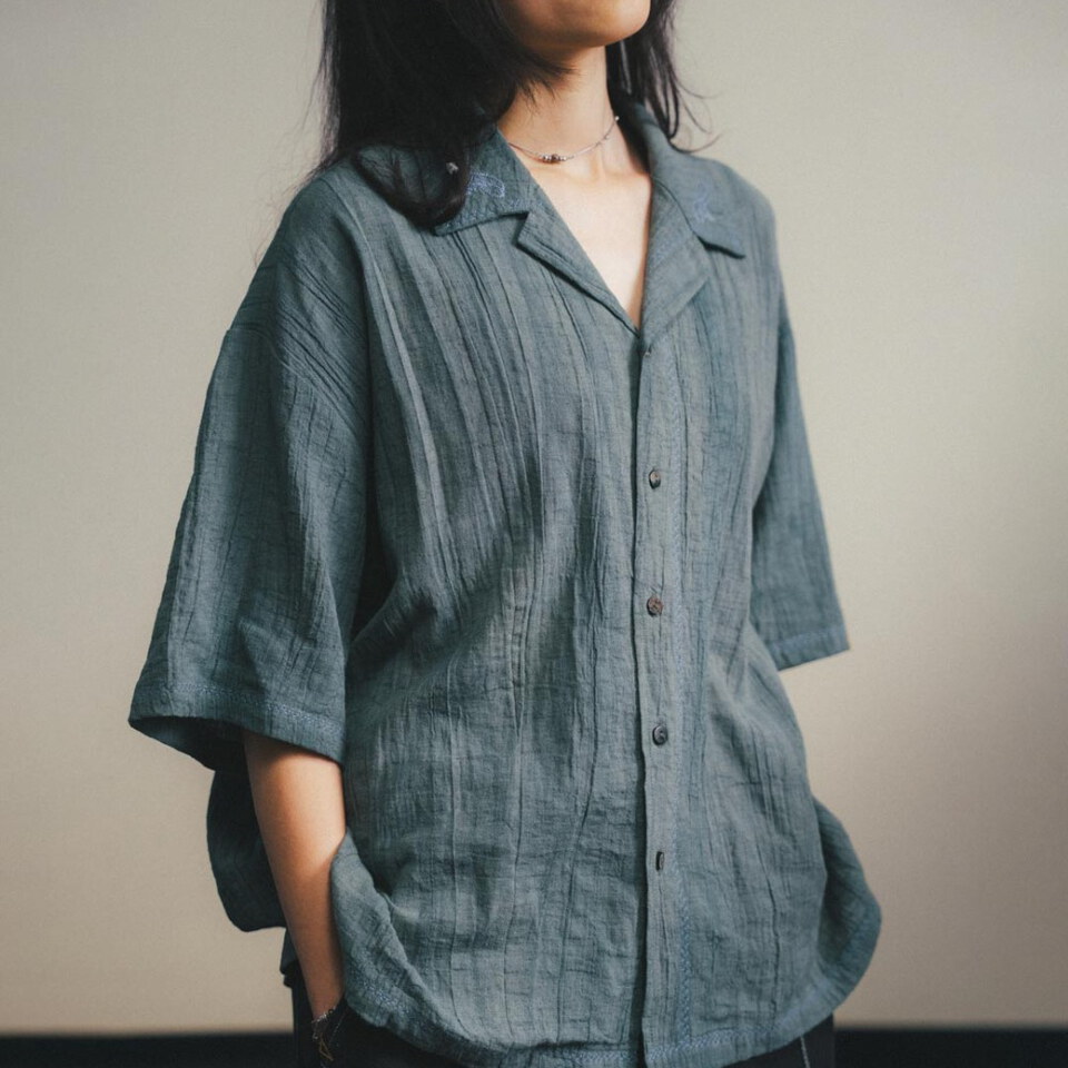 刺繡開領襯衫 Relaxed Earthy Shirt