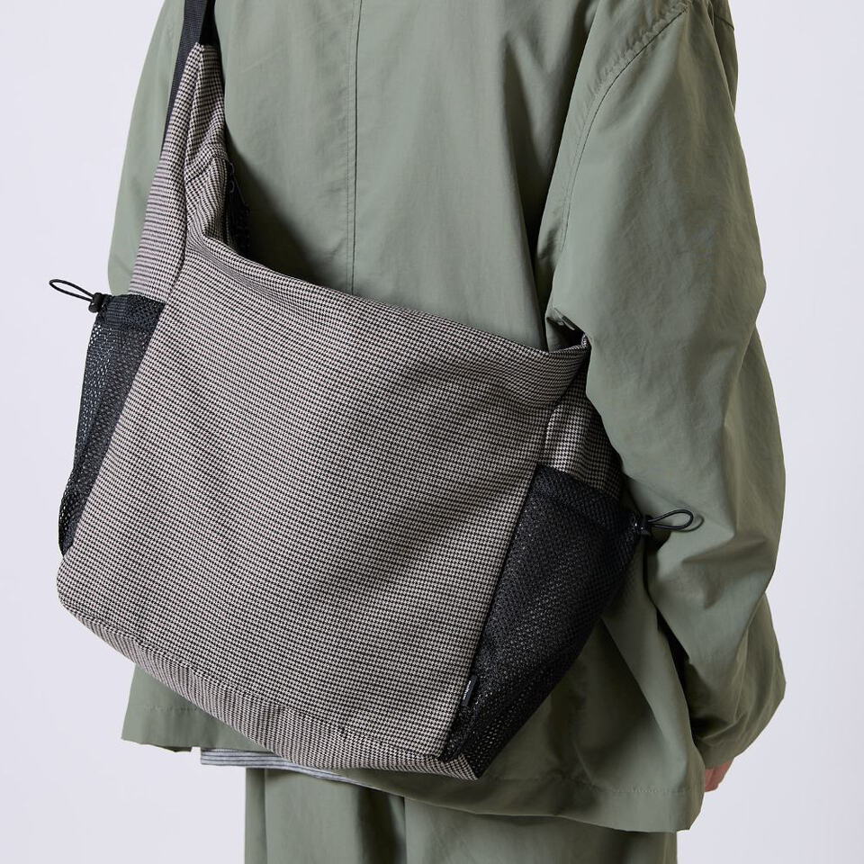 格紋肩背包 DAILY SHOULDER CK