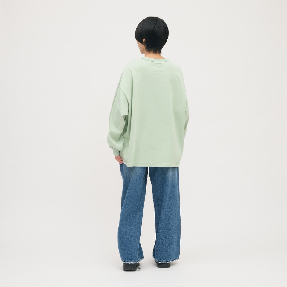 寬版刺繡水洗長袖TEE