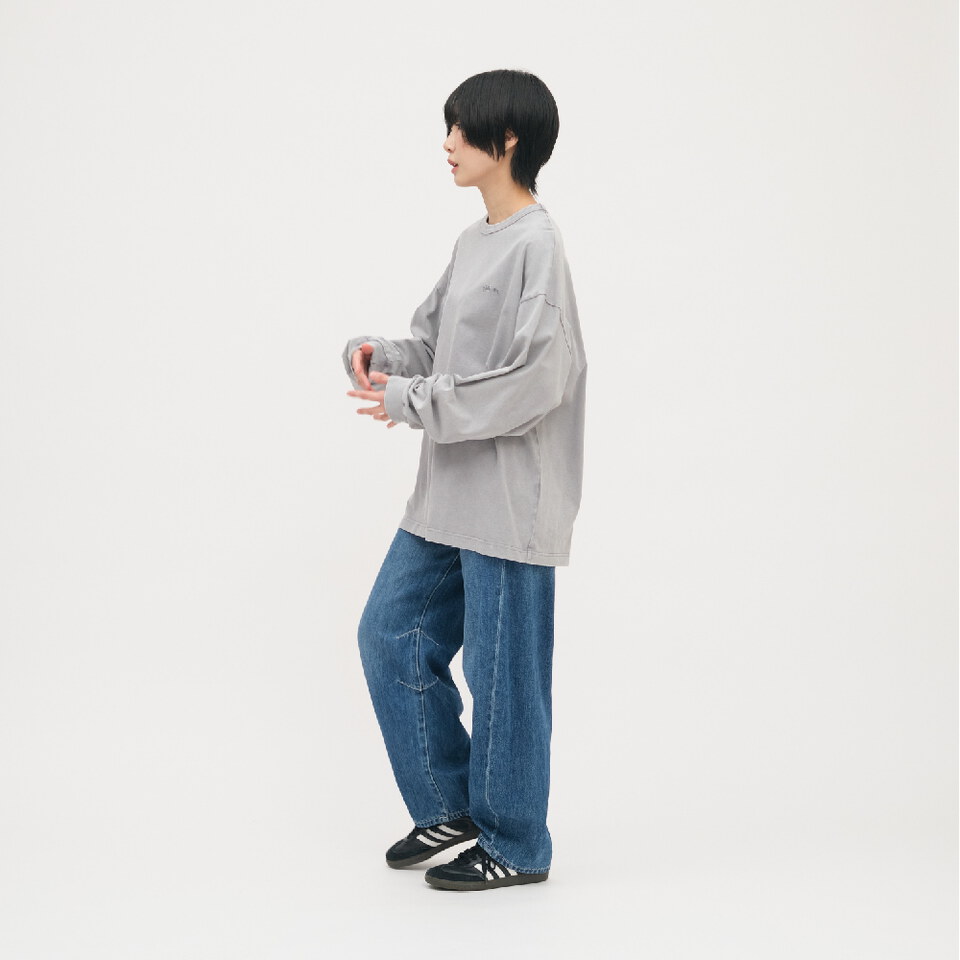 寬版刺繡水洗長袖TEE
