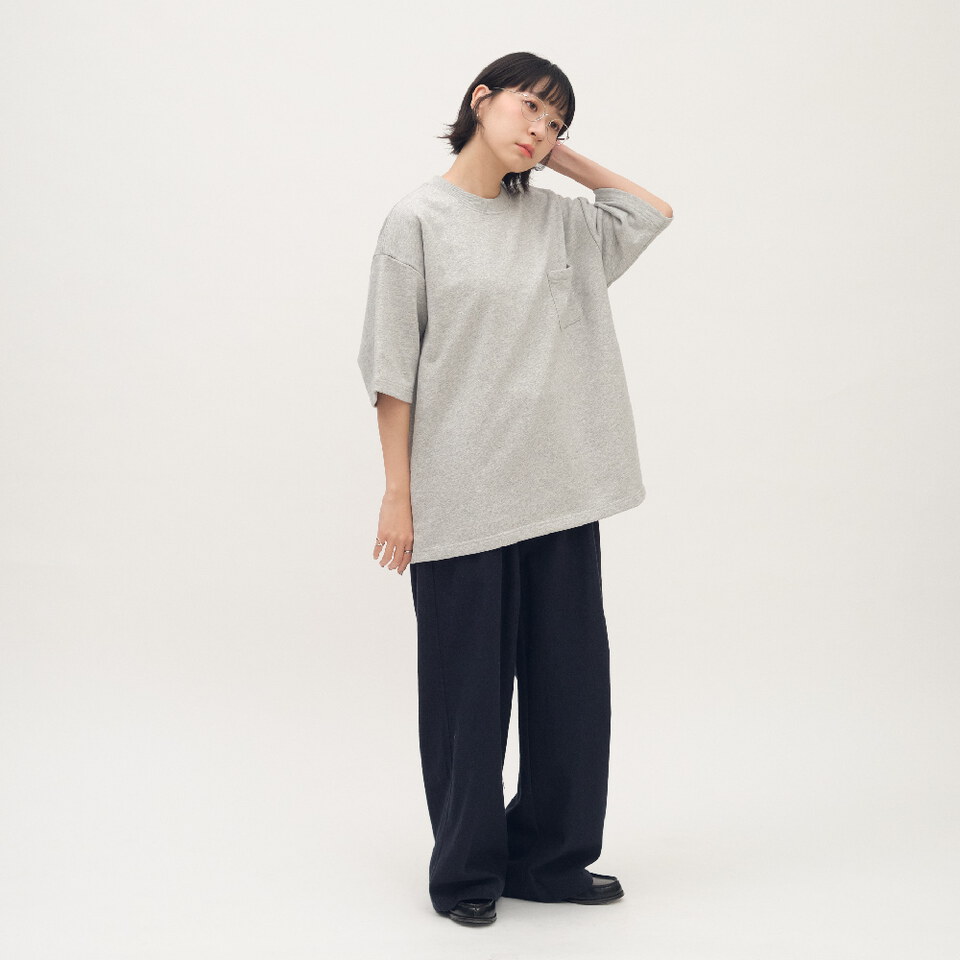 PLAIN刺繡口袋TEE