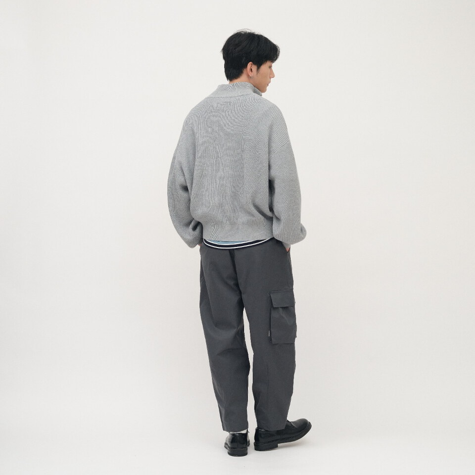 立領半開襟拉鍊針織上衣