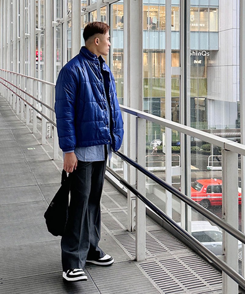 太空感漂浮雪地外套