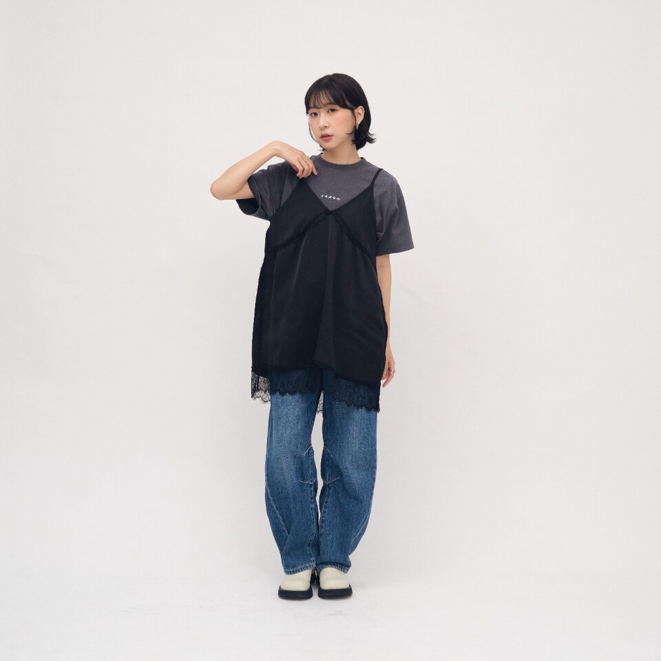 SAAKO 刺繡寬鬆水洗tee