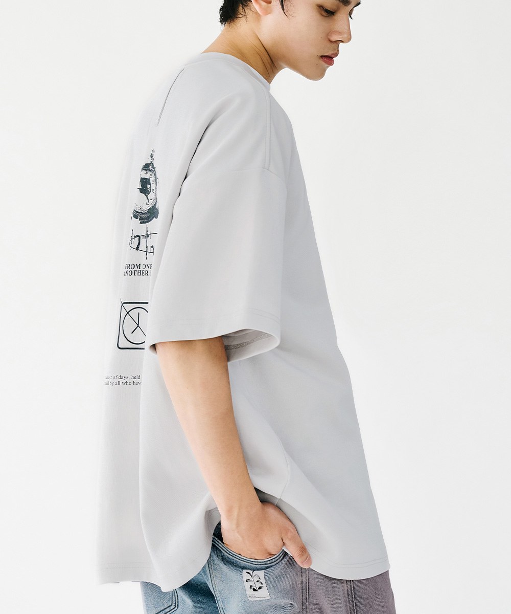 印花上衣 Mon. Wake Me Never Tee