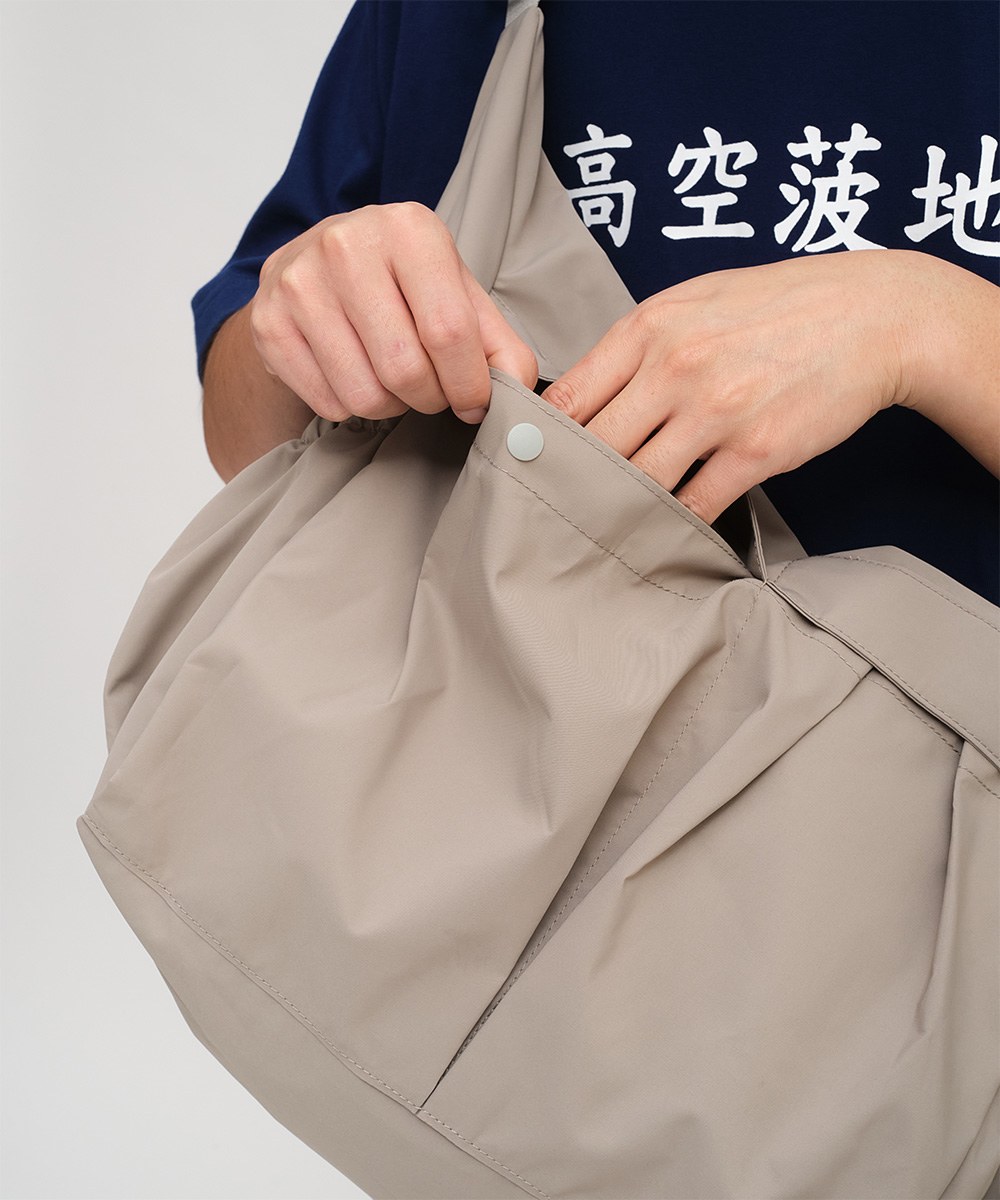 輕量雙口袋斜背包