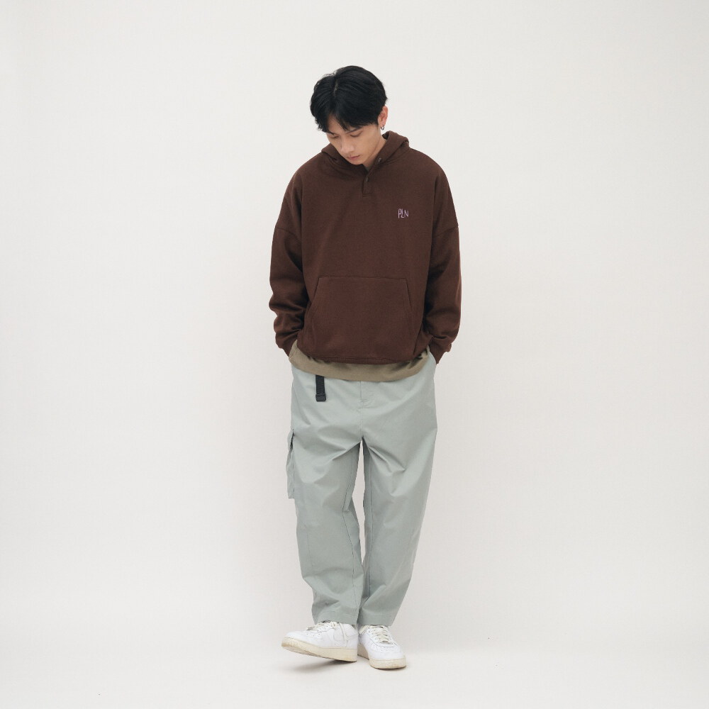 釦領半開襟帽TEE