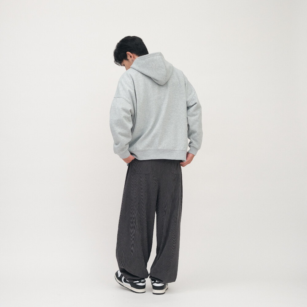 釦領半開襟帽TEE