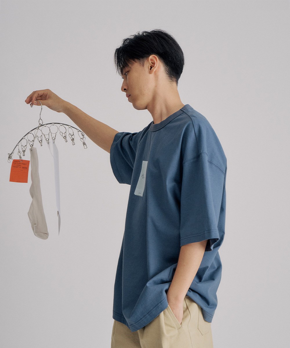 clip by clip 概念寬鬆TEE
