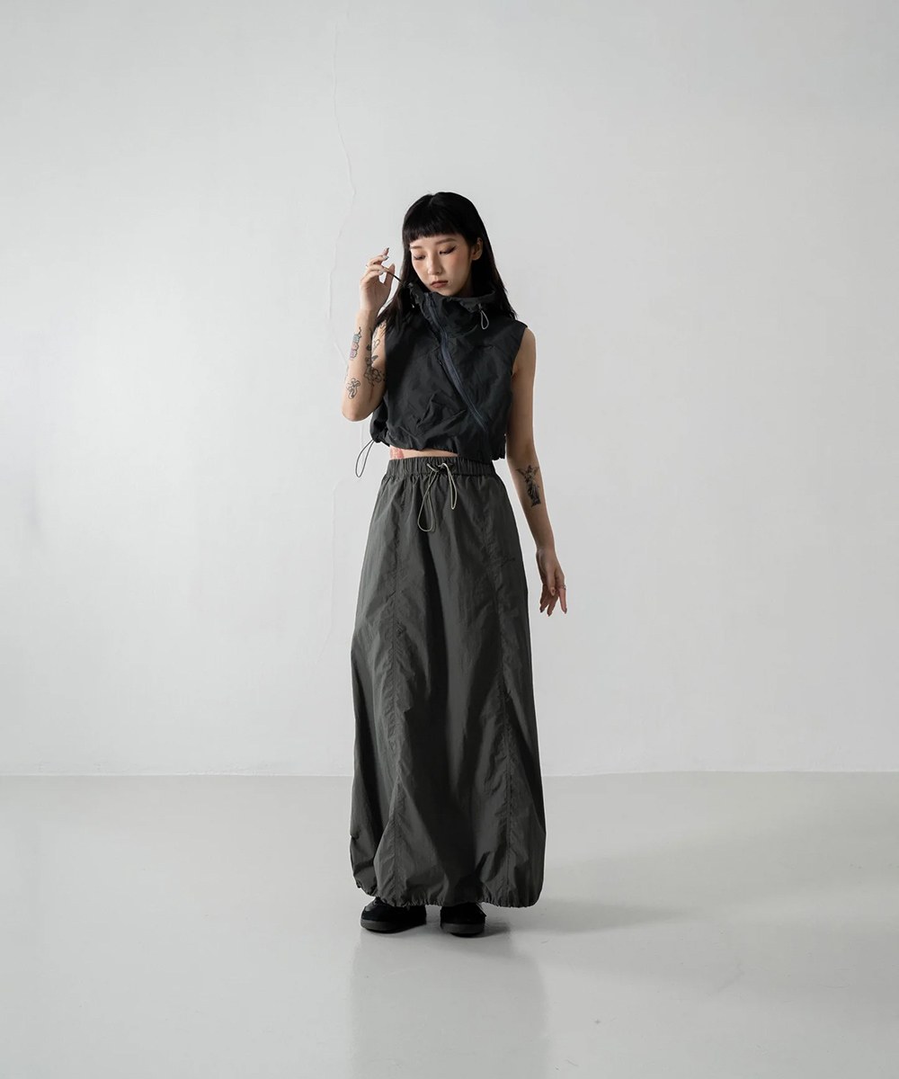 連帽拉鍊背心 DIAGONAL ZIPPER VEST