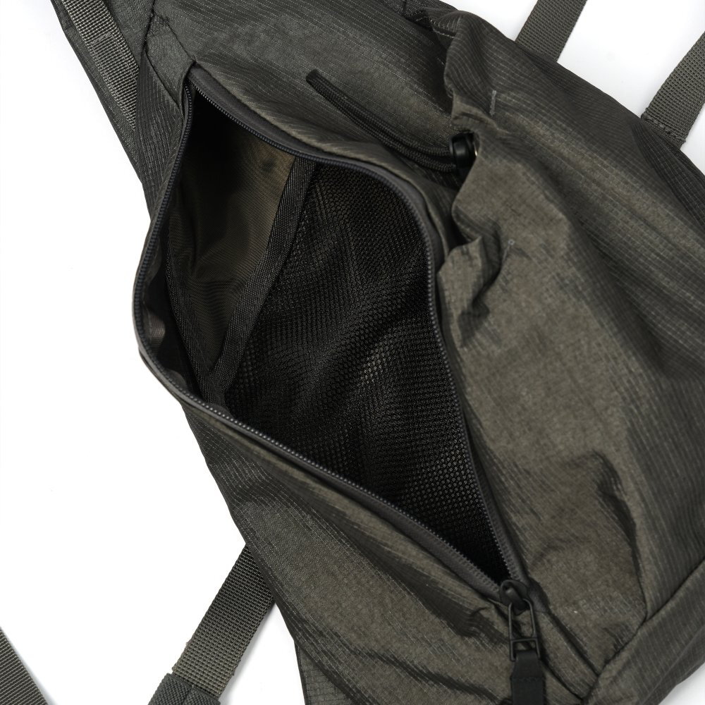 兩用斜挎包 2-WAY GRAB BAG