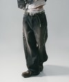 SNS1403-251 彎刀水洗牛仔長褲 Twist Seam Baggy Denim Jeans